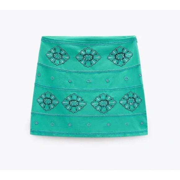Zara Cotton Mini Skirt with Floral Beading & Embroidery Size Medium Teal - Picture 2 of 9